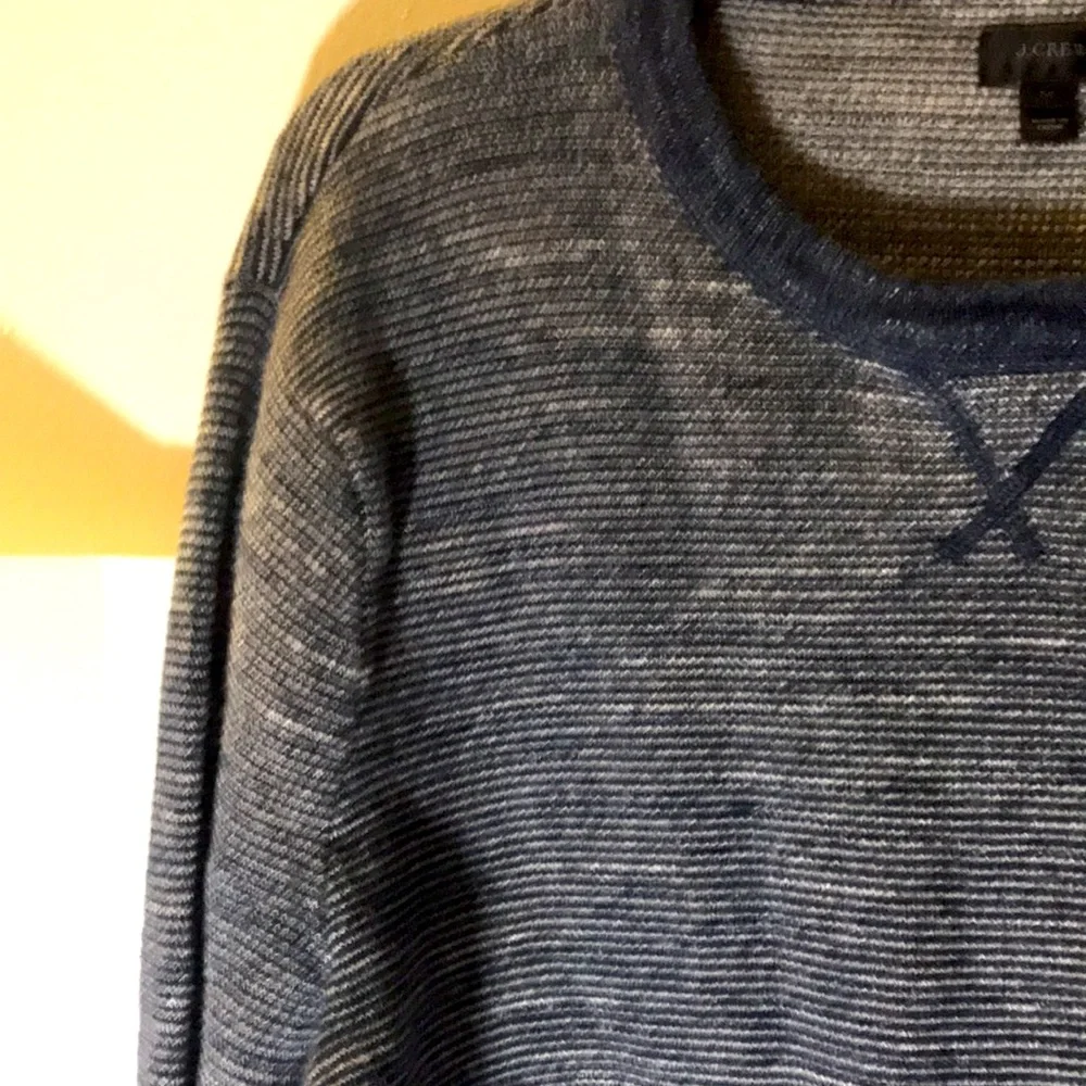 J. Crew sweater size M long sleeves 100% cotton gray blue pullover